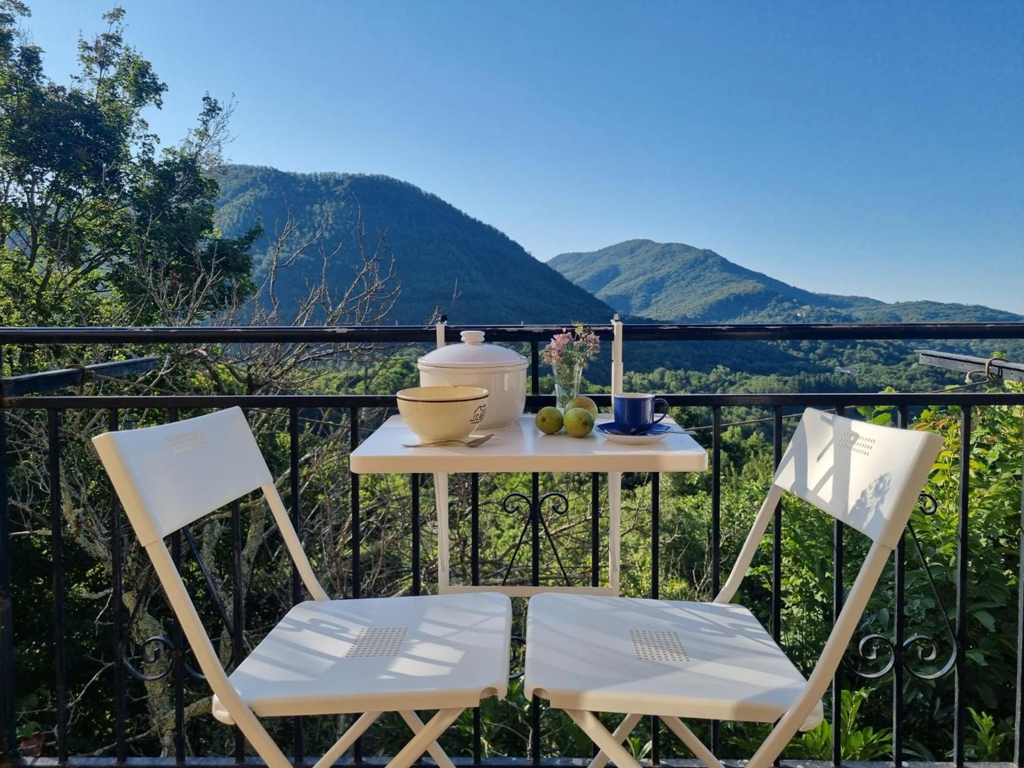 Вилла Casa Della Nonna Bagnone Экстерьер фото