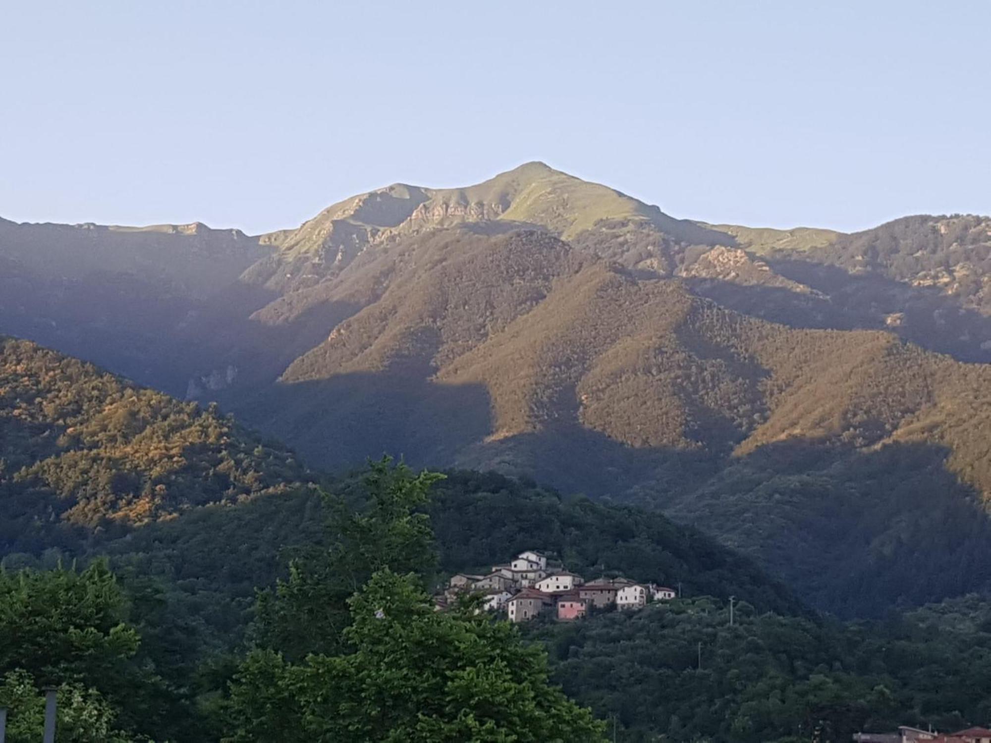 Вилла Casa Della Nonna Bagnone Экстерьер фото